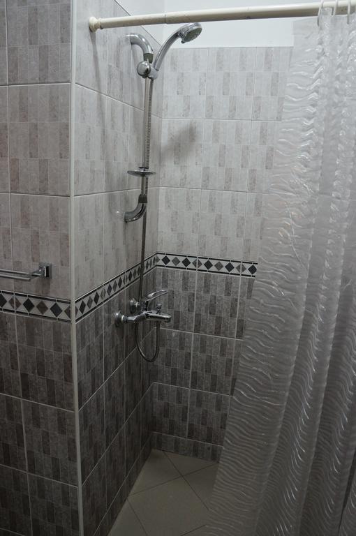 Tandem Guesthouse Хикадува Екстериор снимка